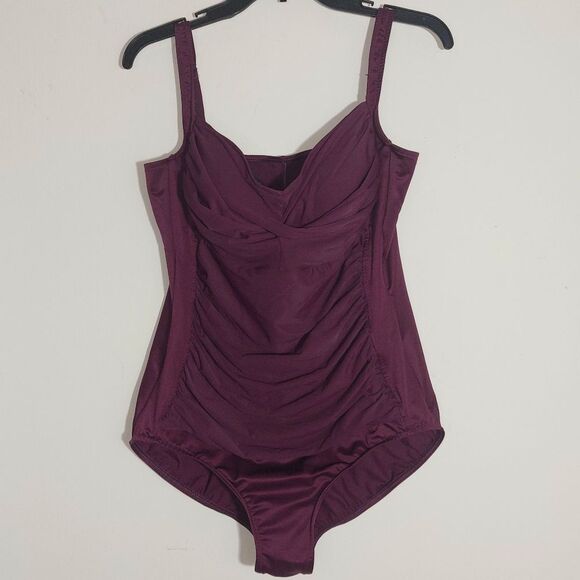 EUC Miraclesuit Women's Slimming  Averi One Piece Swimsuit Eggplant Size 16 - Picture 5 of 12